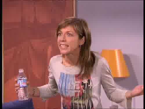 -¿Qué tal lo llevas?
-Vete a la mierda.