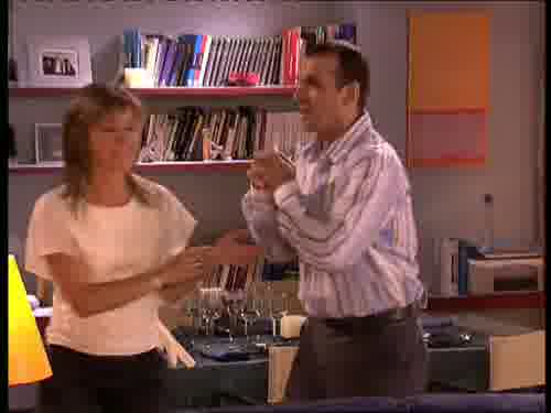 -Vale, pero no te pongas machista.
-No, me porto de manera masculina.
