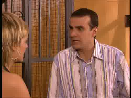 -¿Cómo te lías con mi hermano?
-Para un beso hacen falta dos,