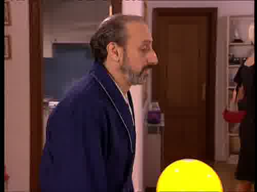 -No tiene carné.