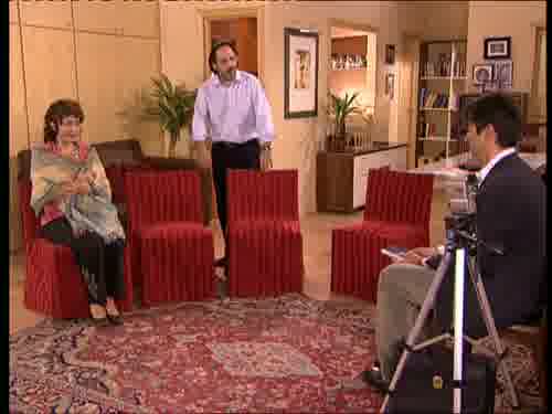 -Como ya no hay familia,
no hay motivos para más sesiones.