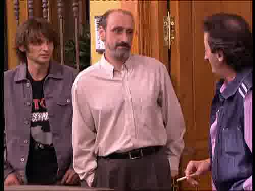 -Su hermana novio no tiene, ¿no?
-¡Le prohíbo que se acerque a ella!
