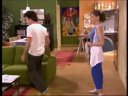 -Estoy encantado de que animaras
a Lucía a volver al gimnasio.