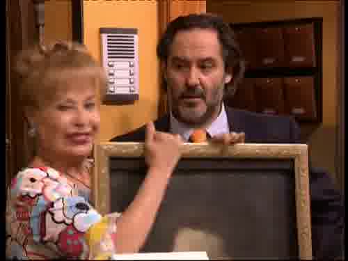 -Pobre, la madre de Andrés.
-Bueno, que le regale otra cosa.