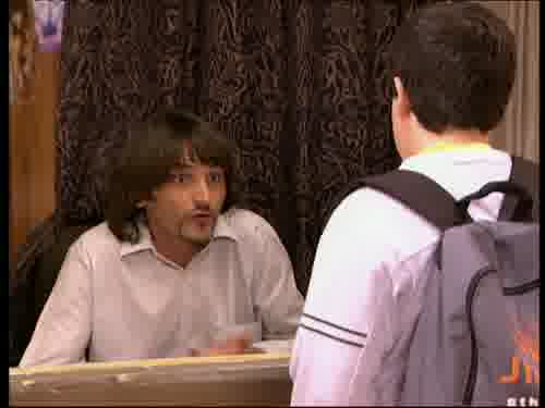 -No te líes, Emilio. Friegas;
luego, existes. Eso lo resume todo.