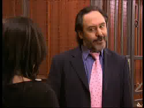 -Los negocios es lo que tiene,
Juan... digo... Andrés. A por ella.