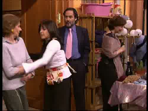 ...en mi casa.
-No, tú quédate con Andrés,