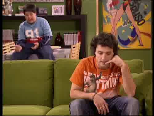 Cada vez que beses a Lucía,
es como si besaras a Emilio.