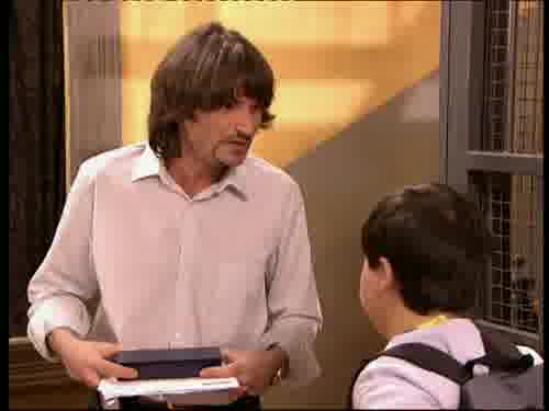 -Sí, bonita, ahora subo.