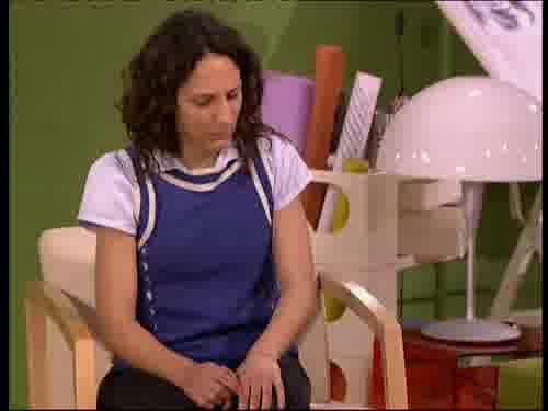 -Hola, cariño.
-¿Con quién de los dos hablas?