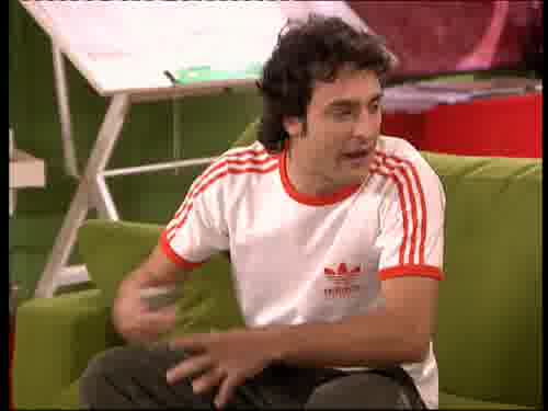 pero ésa no te toca los pies.
-A sus órdenes, capitán.