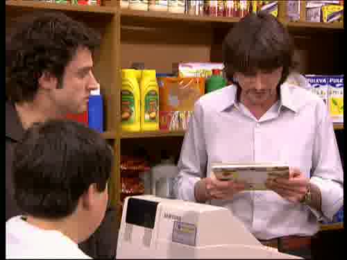 -¿Para qué has comprado este libro?
-Para saber dónde le tocaba.