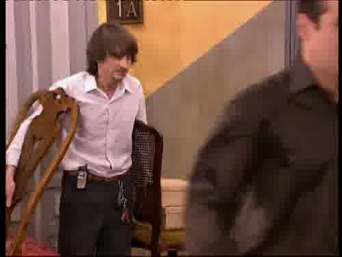 -Y no me los puedo quedar,
me quedan grandes.