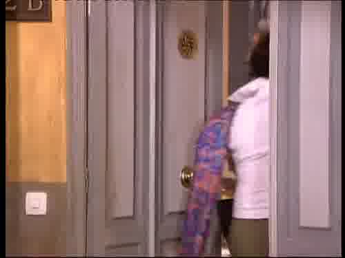 -Emilio, ¿qué pasa?
-Que en el ático no cabe nada más.