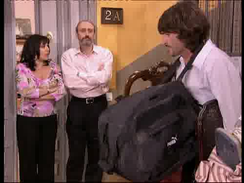 -Te acompaño, Emilio,
ya verás cómo hay sitio.