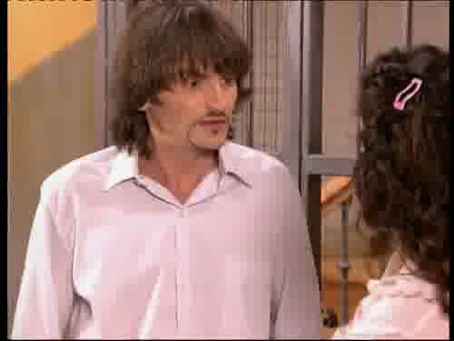-No. Desde que estoy con Rocío,
no veo la tele.