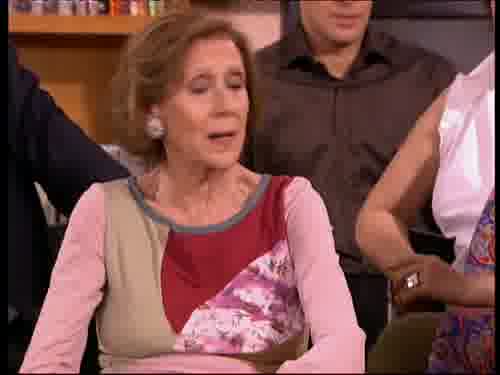 -¿Por qué no hacemos un rastrillo
con lo que sobra?