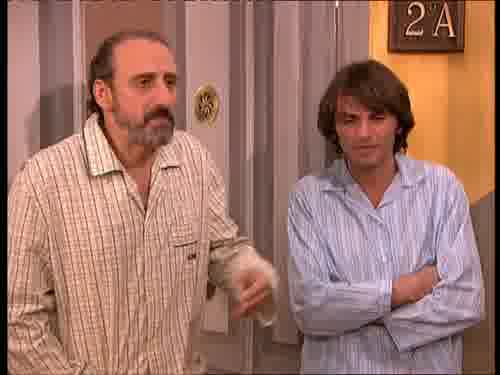 con el jet lag, allí son las siete.
-Nos mete una circular...