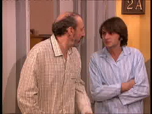 -Qué mona va esta chica siempre.
-¡Váyase, señor Cuesta! ¡Váyase!
