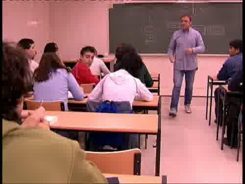 Los demás podemos aportar algo.
-Eres gilipollas.