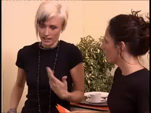 -Joder, vaya precios.
-¿Cómo andáis de pasta?