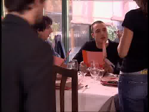 -Cariño, sigue con tu trabajo,
ya me ocupo yo.