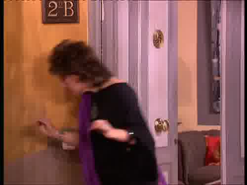 -Lucía, tenemos visita.
-Diego lleva dos días sin...