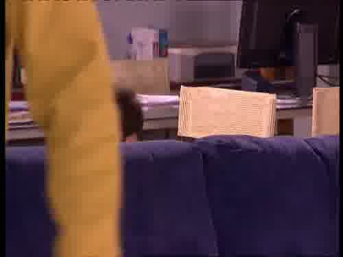 -No... Mira bien.
-Necesito hablar con mi hermano.