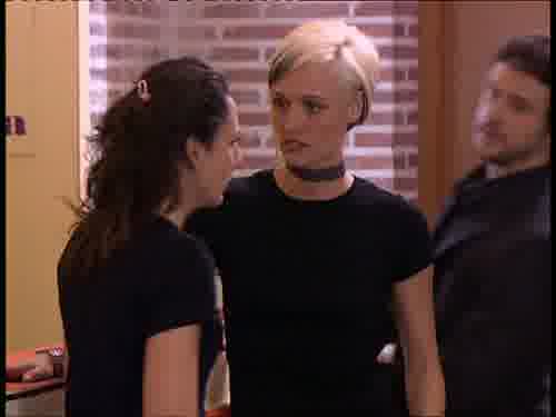 -Alicia, ya he cortado con ella,
soy todo tuyo.