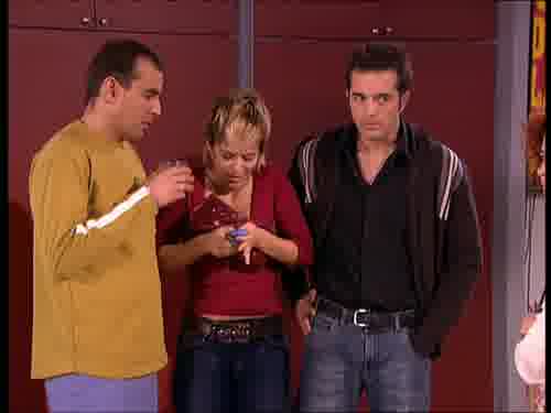 -¿Sí?
-¡Lucía, ven,