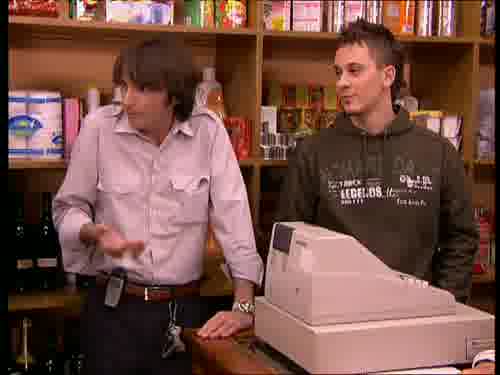 -¿Qué pasa?
-Emilio, tú ahora de eso poco, ¿no?