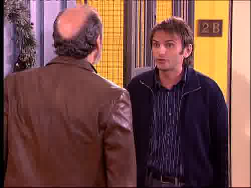 ...para unos asuntos propios.
-Oye, ya encontré la ensaladera,