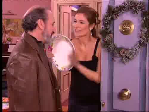 no te preocupes.
Voy a pelar unos pimientos.