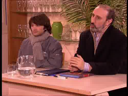 -Concha, cuéntanos algo.
-¿Por qué no buscamos...