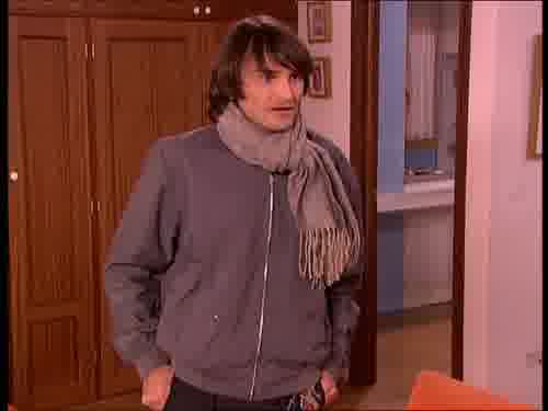 -Me tenía que haber bajado la regla
hace cinco días y no me ha bajado.