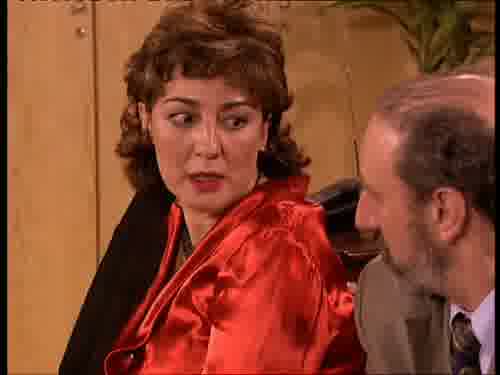 (Llaman al timbre)
-¡Voy!