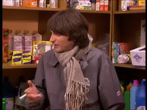 -Anda que ha tardado en pillarte.
-¿No has aprendido nada...