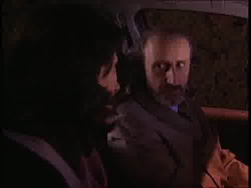 -Bueno, entonces ya nos llamamos.
-Sí, eso. Buenas noches.