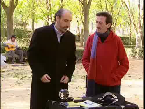 -¿Sabes qué?
Que mala suerte para ti...