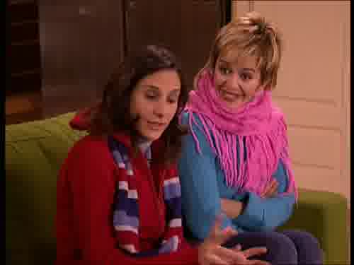 -Soy la coprotagonista; una
enfermera que tiene un romance...