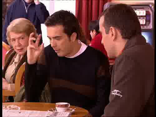 -No me hagas perder más el tiempo,
¿quieres a tu mujer o a mí?