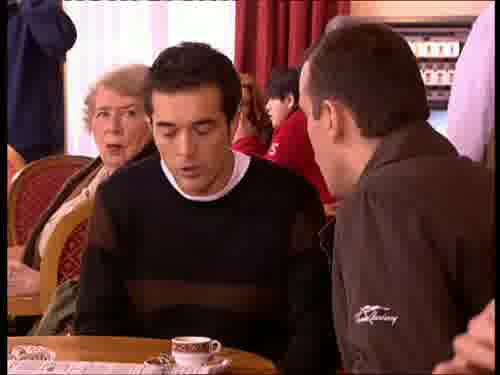 ...lo de los amores distintos,
te tiro el café.