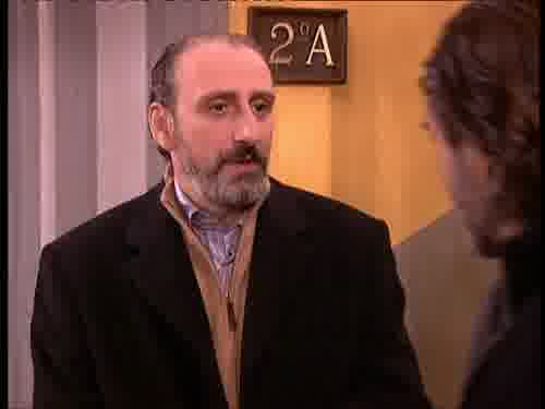 -No, tengo que lavar el coche.