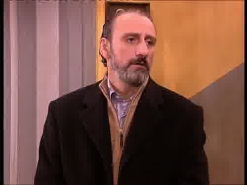 -Señor Juan,
que se impacienta el gallinero.