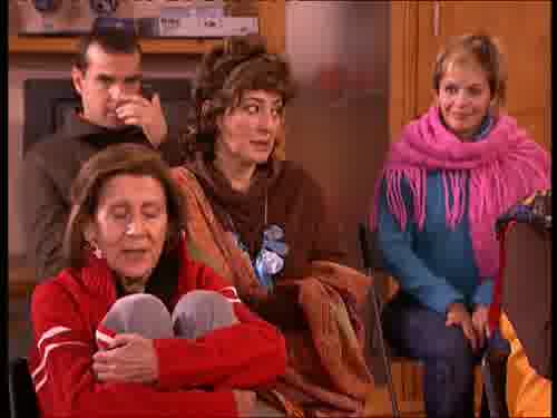 -¿Qué es eso de que Emilio es gafe?
-Está comprobado.
