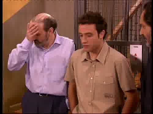 -¿Qué hacemos? Porque las tres
tendrán el dinero.
