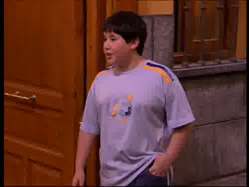 -¿Tú qué pasa, vas a estar pegado
a mí todo el día?