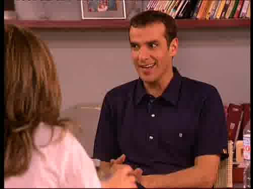 ...vivir juntos casi sin conoceros?
-No, apropiado no.