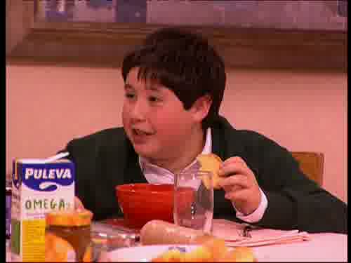 -¡Juan, Juan, la Yerbas!
Está saliendo, se nos adelanta.