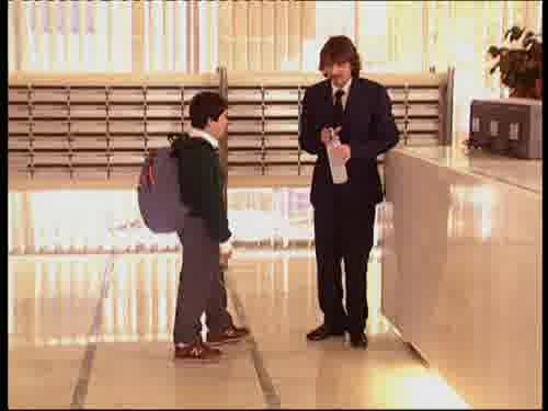 ¿Qué tal allí? ¿Me echan de menos?
-Pues no.
